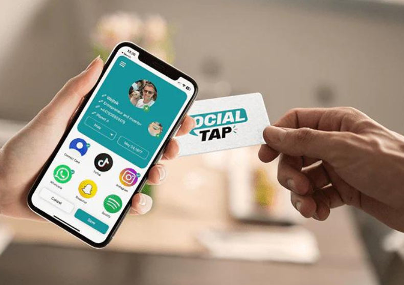 Social Tap - Card alb