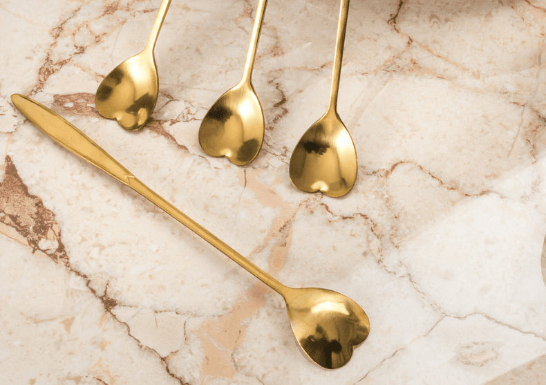 Set 4 Lingurite lungi inima