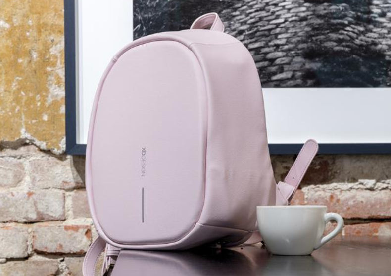 Elle fashion -- Pink