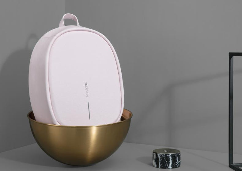 Elle fashion -- Pink