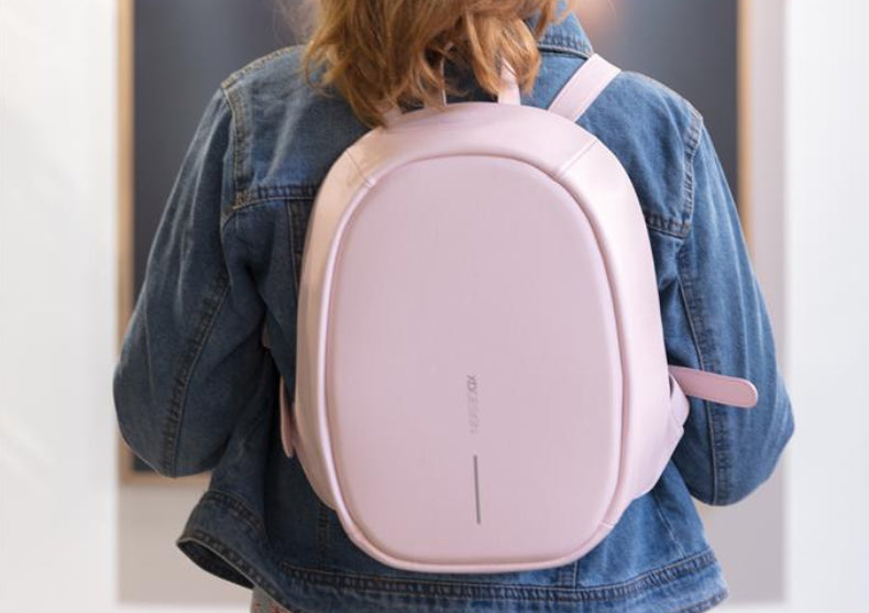 Elle fashion -- Pink