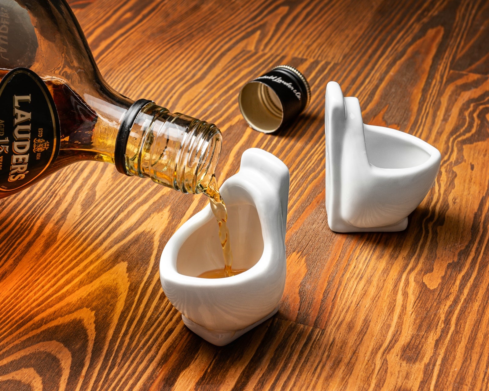 Set 2 shoturi urinal - Cadou Amuzant pentru Petreceri