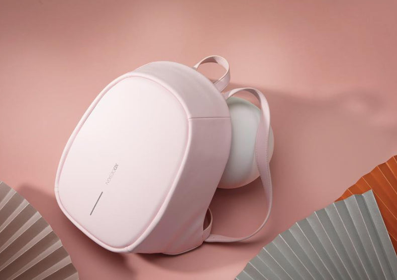 Elle fashion -- Pink