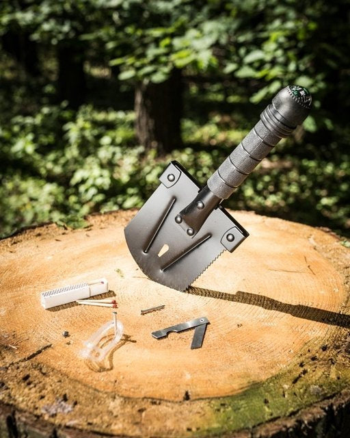 Lopata multifunctionala cu compas 8 in 1 - Cadoul Perfect pentru Aventurieri
