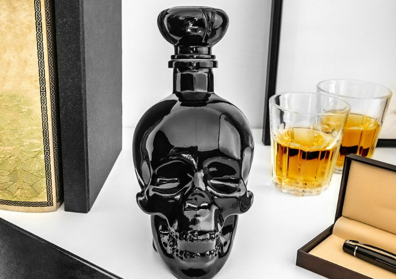 Decantor Skull Black