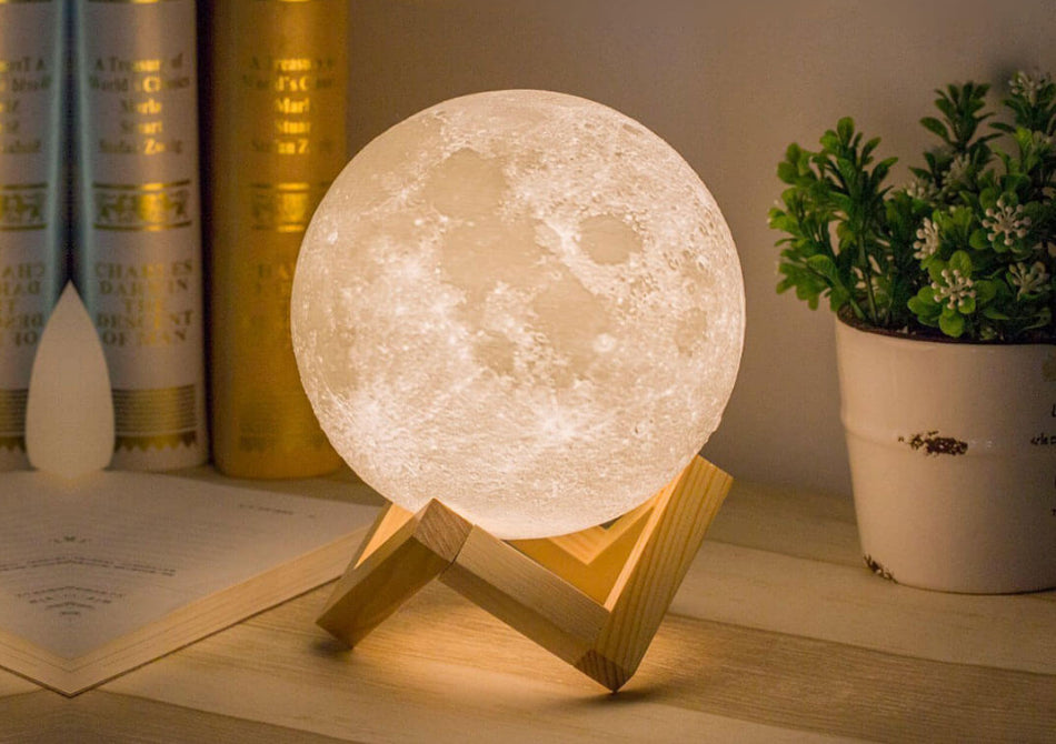 Lampa LUNA 3D -- da, azi iti dau luna de pe cer