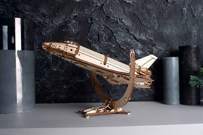 Model NASA Space Shuttle Discovery