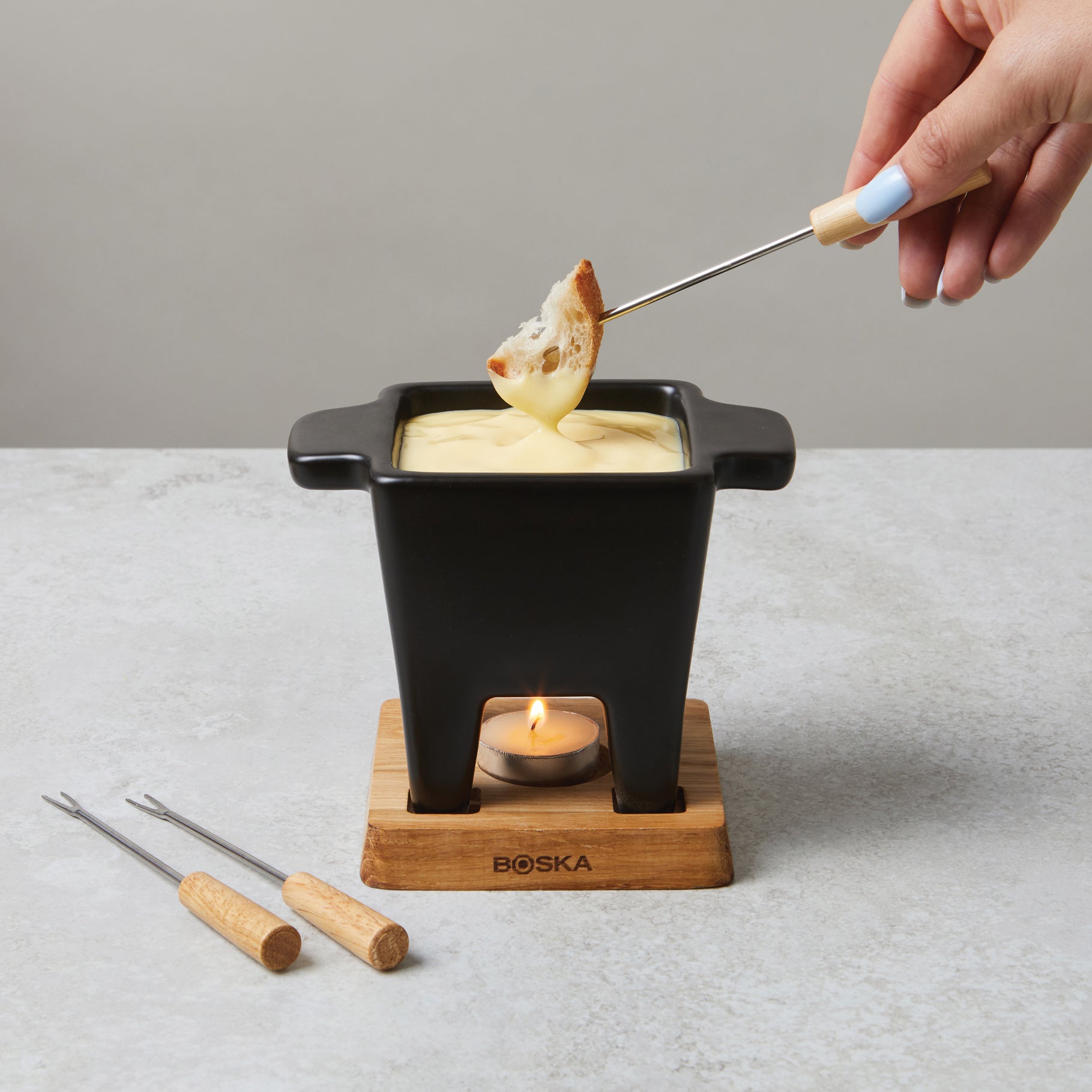 Tapas Nero -- set fondue premium cu garantie pe viata