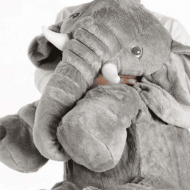 Perna elefant -- Iti imbratiseaza copilul