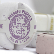 Bath Bomb Agnes and Cat - With love, din Anglia