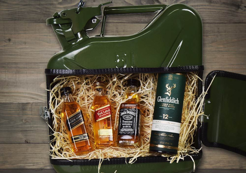 Mini Whiskey Bar Jerrycan -- Un cadou legendar! image